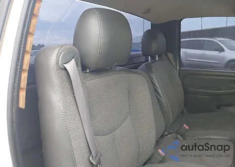 2005 Chevrolet Silverado 1500 Work Truck z USA, uszkodzony, nr VIN 1GCEC14Z55Z248288